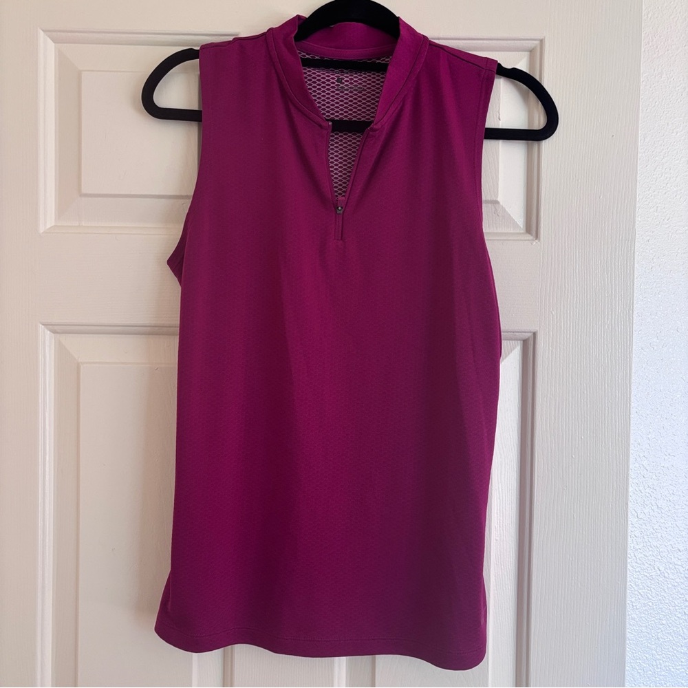 Nike Dri-Fit sleeveless golf shirt